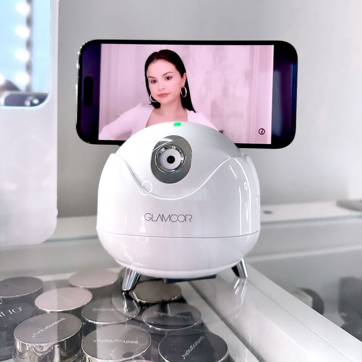 TRACKER 2.0’s AI face